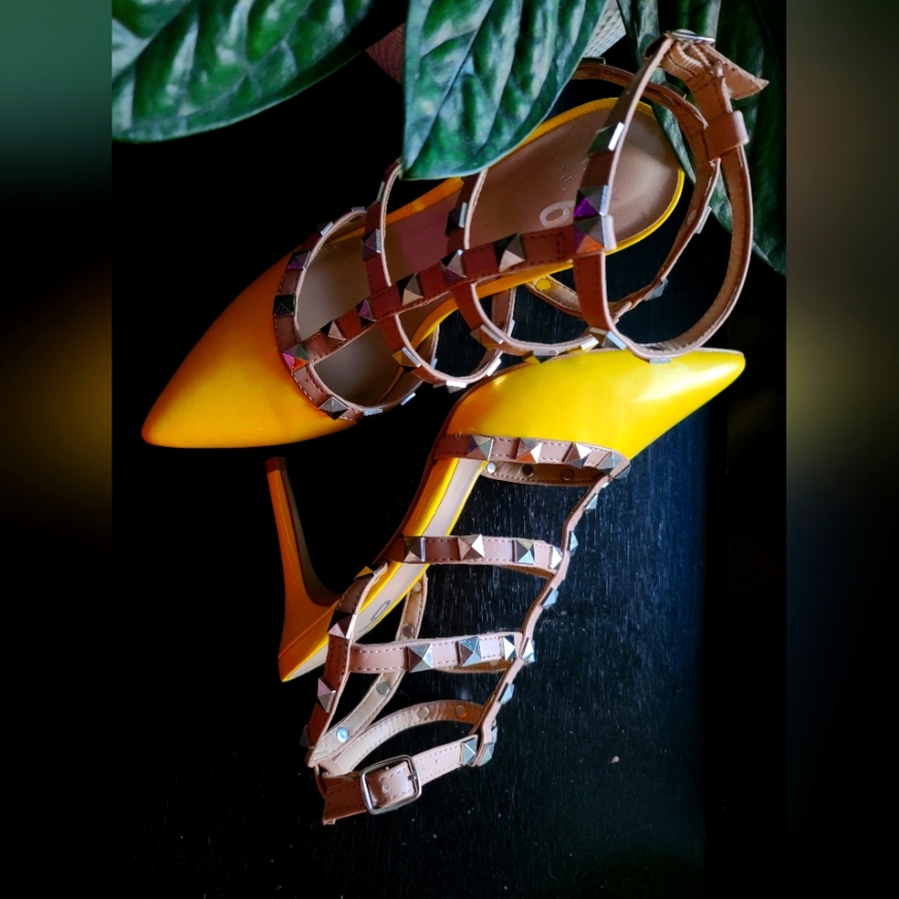 Adorable Yellow Mix No.6 Cage Heel